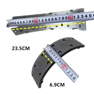 Yue Yue 1039E2-3501030A Chaussures de freinage pour camions lourds pour et OE N° 1039E2-3501030A
