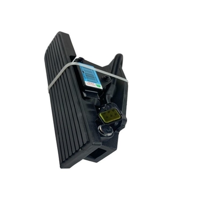 Accélérateur de freinage de voiture pédales d'embrayage de freinage gaz pour HOWO pièces d'origine accessoires