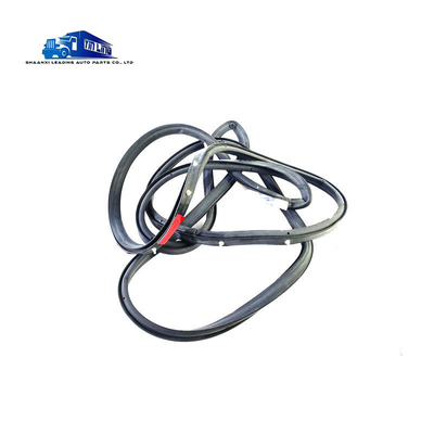 Bandes d'étanchéité en caoutchouc à gauche de la porte d'entrée pour les pièces de rechange de camions Foton OEM NO F1B18061200034A1916