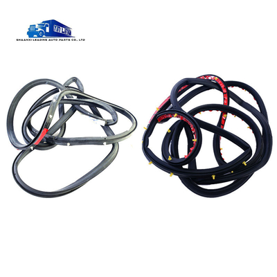 Bandes d'étanchéité en caoutchouc à gauche de la porte d'entrée pour les pièces de rechange de camions Foton OEM NO F1B18061200034A1916