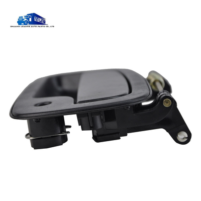 Taille standard Poignée extérieure de la porte d'entrée gauche pour les pièces de carrosserie de camions Foton 1B18061500036